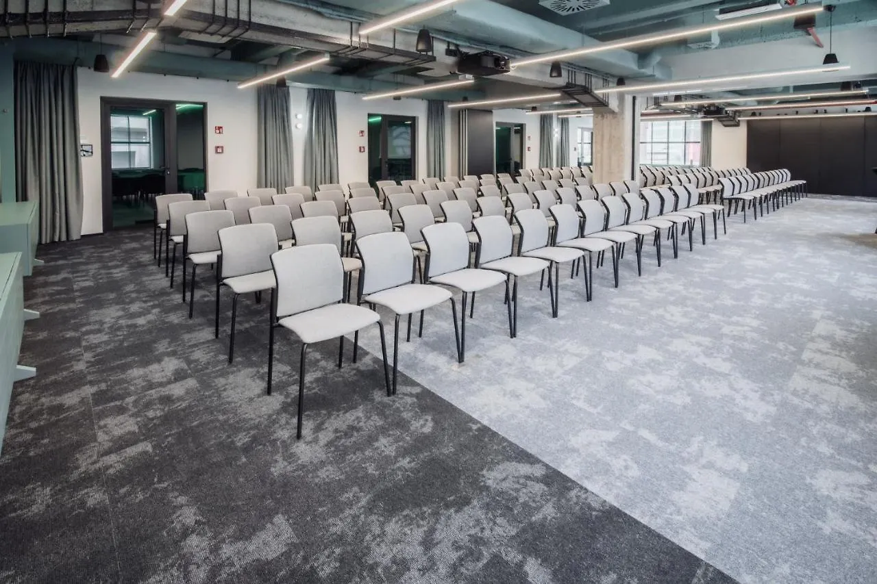 Aparthotel Montownia Lofts & Experience Gdansk